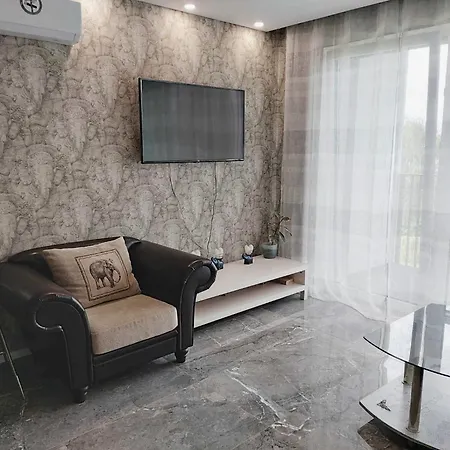 Apartment Giluzio Rivjera