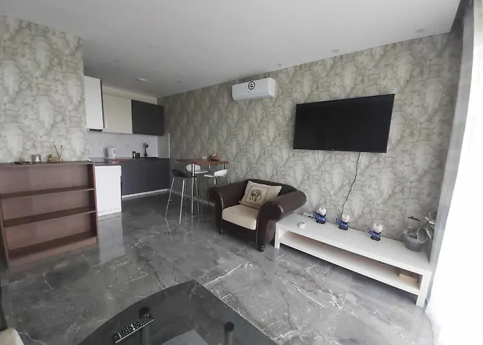 Giluzio Rivjera Butas Vilnius